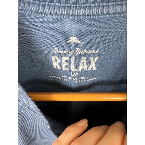 Tommy Bahama Men's Crew-Neck T-Shirt Short Sleeves Relaxed Fit Navy Size Large - Picture 2 of 4